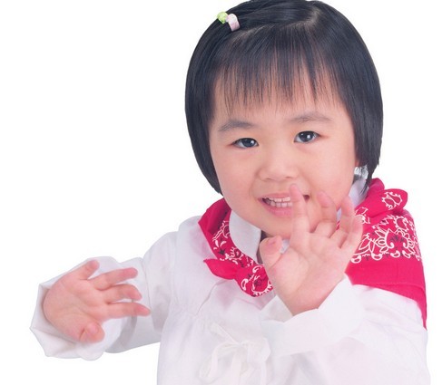 ���ӷ��e(cu��) ���L(zh��ng)̎���ķ����͑B(t��i)�ȕ�(hu��)Ӱ푺��ӳ��L(zh��ng)