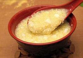 �a(ch��n)���ʲôʳ���a(b��)��Ѫ? �a(ch��n)���a(b��)��Ѫʳ������Щ?