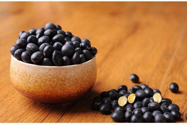 �ЋD�ܳԺڶ��᣿���гԺڶ���ʲô��̎��