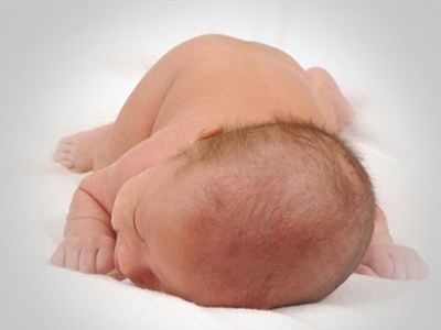 孩子頭發(fā)少是什么原因?如何讓孩子頭發(fā)多起來