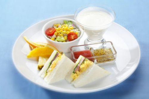 怎樣給上學(xué)的孩子快速準(zhǔn)備營(yíng)養(yǎng)的早餐?