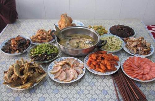 上幼兒園的孩子吃晚餐的四大誤區